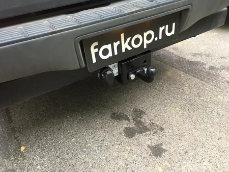 Фаркоп Лидер Плюс для Toyota Hilux 2010-2015 T114-FC в Махачкала