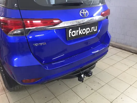 Фаркоп Oris для Toyota Fortuner 2017- Арт. 3015-F 3015-F в Махачкала Фаркоп Oris для Toyota Fortuner 2017- Арт. 3015-F 3015-F в Махачкала