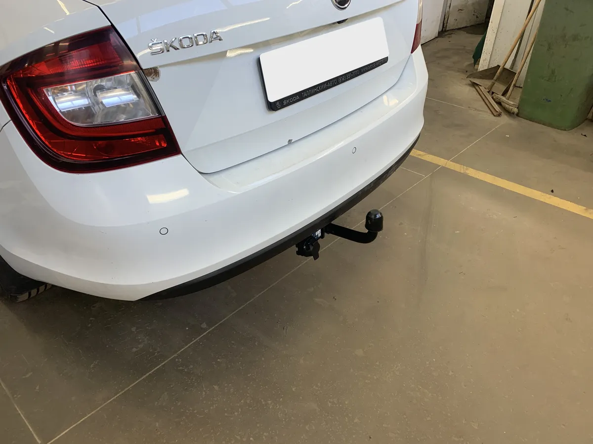 Фаркоп Berg для Skoda Rapid 2014-2020 F.5112.001 в Махачкала Фаркоп Berg для Skoda Rapid 2014-2020 F.5112.001 в Махачкала