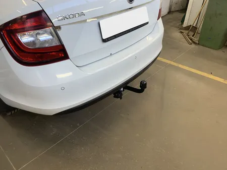 Фаркоп Berg для Skoda Rapid 2014-2020 F.5112.001 в Махачкала