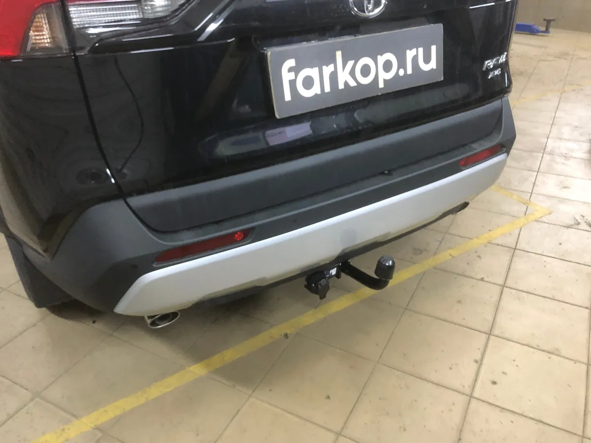 Фаркоп Berg для Toyota RAV4 2019- F.5717.001 в Махачкала Фаркоп Berg для Toyota RAV4 2019- F.5717.001 в Махачкала