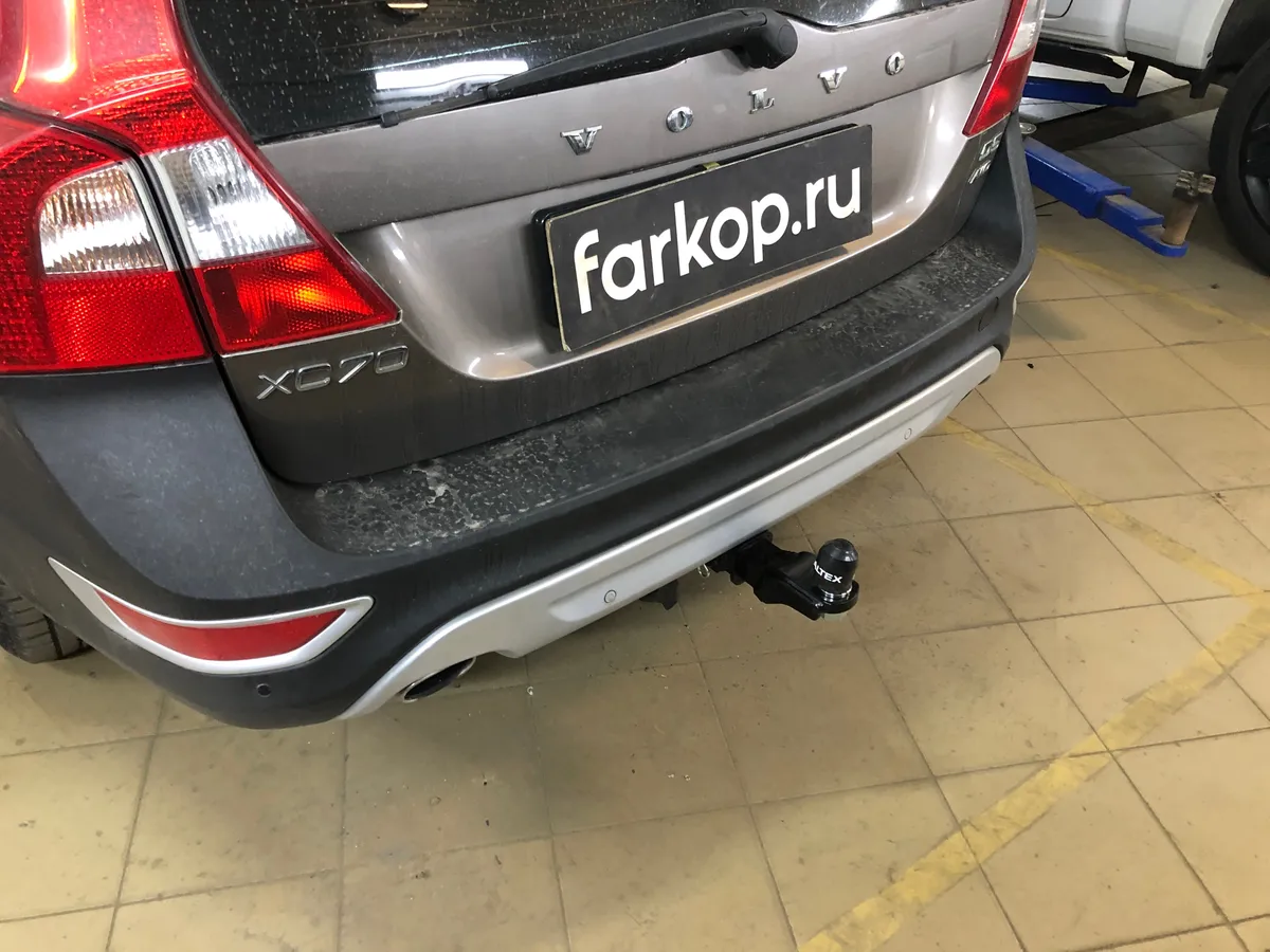 Фаркоп TowRus для Volvo XC70 2007-2016 259515 в Махачкала Фаркоп TowRus для Volvo XC70 2007-2016 259515 в Махачкала