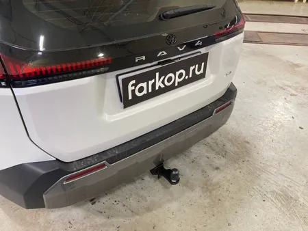 Фаркоп Berg для Toyota RAV4 2025- F.5717.002 в Махачкала