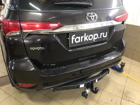 Фаркоп Трейлер для Toyota Fortuner 2017- Арт. 7870 7870 в Махачкала Фаркоп Трейлер для Toyota Fortuner 2017- Арт. 7870 7870 в Махачкала