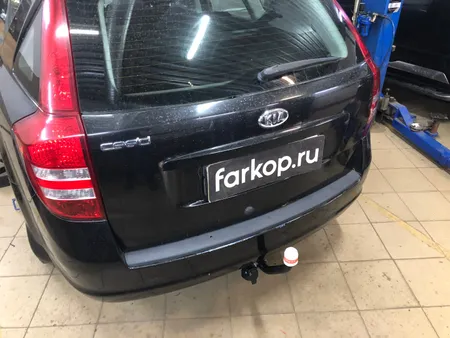 Фаркоп Трейлер для Kia Сeed (универсал) 2007-2012 Арт. 7354 7354 в Махачкала