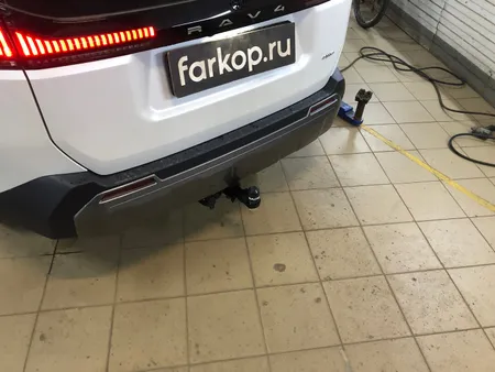 Фаркоп TowRus для Toyota RAV4 2025- 229420 в Махачкала
