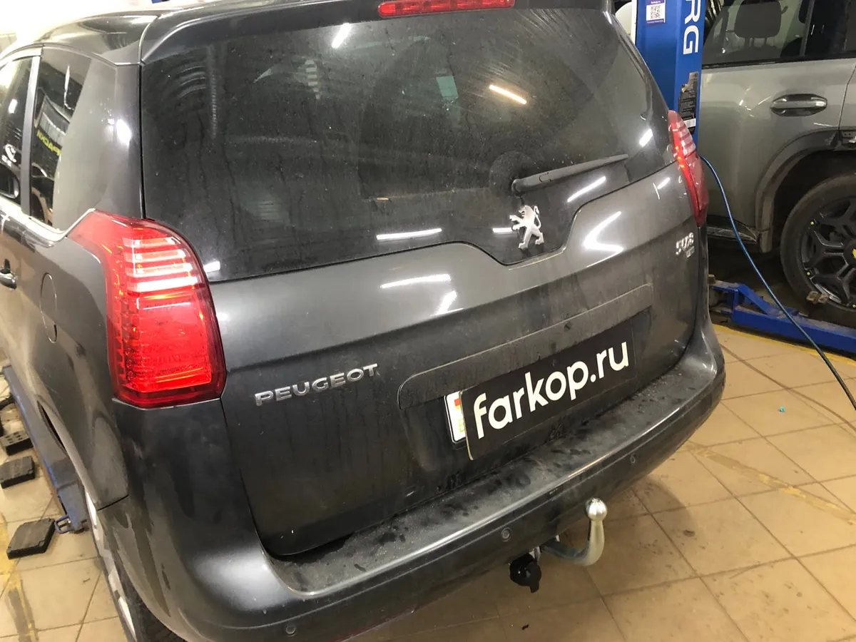 Фаркоп Galia для Peugeot 5008 2010-2016 C051A в Махачкала Фаркоп Galia для Peugeot 5008 2010-2016 C051A в Махачкала