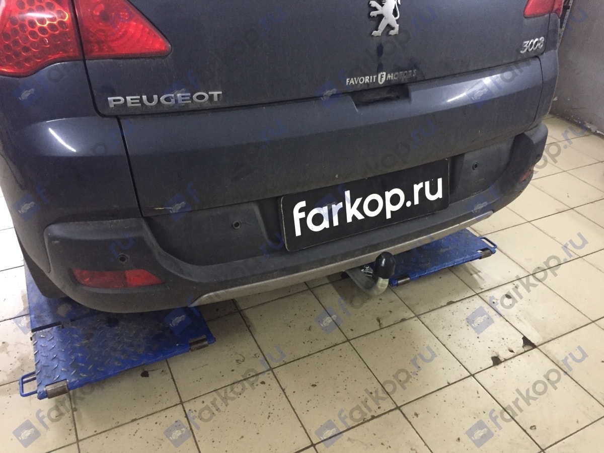 Установили фаркоп Galia для Peugeot 3008 2012 г.в. Установили фаркоп Galia для Peugeot 3008 2012 г.в.